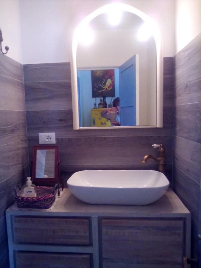 Mire&Sally Lecce Luaran gambar